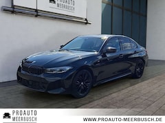 Bild des Angebotes BMW 320 i M Sport ADAPTLED/GLASDACH/HIFI/ACC/RFK/360