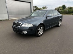 Bild des Angebotes Skoda Octavia Octavia II 1.6 FSI Elegance *Aus 1 Hand *MFL*LMF*
