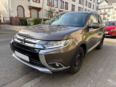 Bild des Angebotes Mitsubishi Outlander Plus 2WD ClearTec 7Sitz E6 KlimAut St/St Kam Tempo