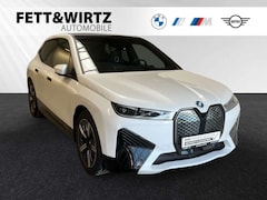 Bild des Angebotes BMW iX xDrive50 Lr. 554,- br. o.Anz. 24Mon/5`Km p.A.