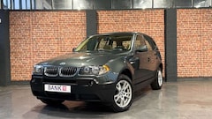 Bild des Angebotes BMW X3 2.5i LEDER*AHK*PANORAMA*SHZ*PDC*TEMPOMAT