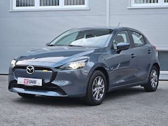 Mazda 2 1.5  Center-Line
