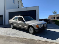 Mercedes-Benz 190 E