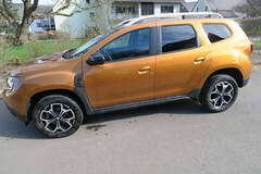 Bild des Angebotes Dacia Duster Celebration 4WD