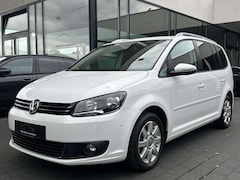 Bild des Angebotes VW Touran Life 1.6 TDI DSG 7-Sitzer | AHK