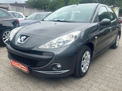Bild des Angebotes Peugeot 206 Basis WENIG KM TÜV NEU