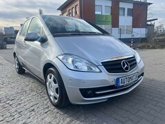 Bild des Angebotes Mercedes-Benz A 160 Automatik,Klima,PDC,SHZ,ParkPilot,Allwetter