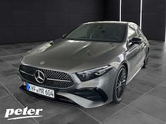 Bild des Angebotes Mercedes-Benz A 200 AMG+NIGHT+19"+MBEAM+360°+AMBIENTE+PANORAMA