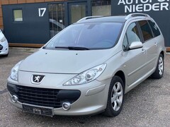 Bild des Angebotes Peugeot 307 2.0 SW Premium KLIMA* PDC* Panoramadach*