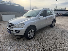 Bild des Angebotes Mercedes-Benz ML 350 ML 350 Mit LPG ANLAGE 12 MONATE GARANTIE