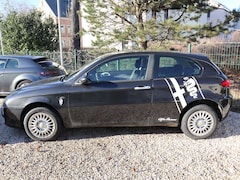 Bild des Angebotes Alfa Romeo 147 1.6 TS ECO 16V * wenig Kilometer
