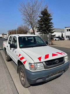 Bild des Angebotes Toyota Hilux 4x4 Double Cab N16/17
