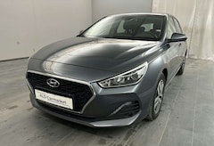 Bild des Angebotes Hyundai i30 1,6CRDI Trend wie Neu!