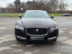 Bild des Angebotes Jaguar XF R-Sport AWD m. NAVI*RCAM*XENON