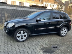 Bild des Angebotes Mercedes-Benz ML 320 ML 320 CDI 4Matic 7G-TRONIC DPF