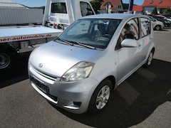 Bild des Angebotes Daihatsu Sirion 1,3 Autom.+WR+AZV