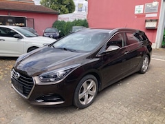 Bild des Angebotes Hyundai i40 cw blue Classic-Kombi-TÜV-NEU-Klima-ALU-