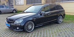 Bild des Angebotes Mercedes-Benz C 350 4matic AMG Line T-Model. Viele Neuteile!