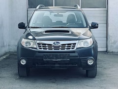 Bild des Angebotes Subaru Forester 4x4*XENON*PANORAMA*LEDER*KAMERA*AHK*