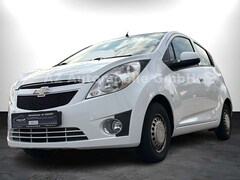 Bild des Angebotes Chevrolet Spark 1.0 5TÜRIG/KLIMA/ZV/TÜV NEU/GARANTIE