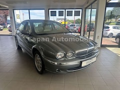 Bild des Angebotes Jaguar X-Type 2.0 V6 Executive Automatik/1.Hand/Xenon