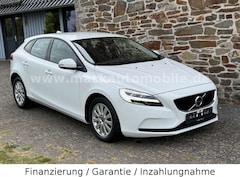 Bild des Angebotes Volvo V40 1-Hand Erst 29.046km gelaufen !!!