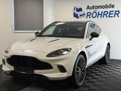 Bild des Angebotes Aston Martin DBX 4.0 V8   Morning Frost White   Sport Exhaust