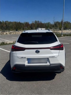 Bild des Angebotes Lexus UX 250h 250 h