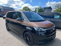 Bild des Angebotes VW T7 Multivan 2,0 TDI KÜ Style IQ Light Zweifarbig