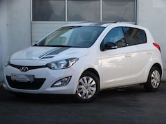 Bild des Angebotes Hyundai i20 1.2|KLIMA|TEMPOMAT|S-DACH|EURO5|TÜV 12.25