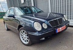 Bild des Angebotes Mercedes-Benz E 320 4MATIC AVANTGARDE/TÜV 12.25/AHK/LEDER