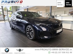 Bild des Angebotes BMW 520 d xDr.M Sport Pro Tour AHK/Pano/360°/B&W/21"/HUD