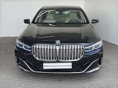 Bild des Angebotes BMW 745 Le Navi.Laser.HuD.ACC.360°.Gestik.Pano.SofClo