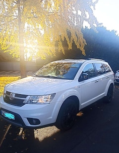 Bild des Angebotes Fiat Freemont Freemont 2.0 Multijet 16V DPF Automatik Allrad Cross