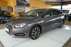 Hyundai i40 cw Space NAVIGATION / R-KAMERA / KLIMA / PDC