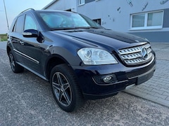 Bild des Angebotes Mercedes-Benz ML 420 CDI*GEPANZERT*B6*VR6*ARMORED*ARMOURED*