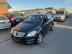 Bild des Angebotes Mercedes-Benz B 180 CDI DPF,Avantgarde,Navi,Teilleder,Alufelgen,