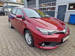 Bild des Angebotes Toyota Auris Comfort NAVI-KAMERA-AHK-ALU