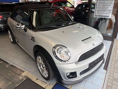 Bild des Angebotes MINI John Cooper Works Cabrio JCW