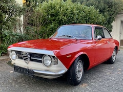 Bild des Angebotes Alfa Romeo GT Junior mit 2 Liter Motor