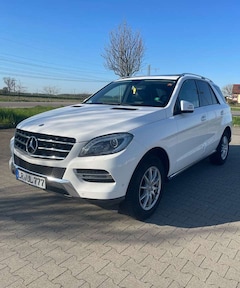 Bild des Angebotes Mercedes-Benz ML 250 BlueTEC 4MATIC 7G-TRONIC