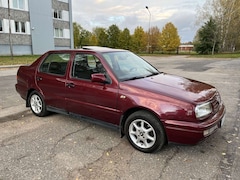 Bild des Angebotes VW Vento 1.8 GLX