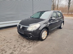 Bild des Angebotes Dacia Sandero 1.5 Diesel  Allwetterreifen 1-Hand TÜV+AU=NEU