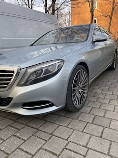 Bild des Angebotes Mercedes-Benz S 500 4Matic 7G-TRO /Pano/21zoll/TÜV Neu/ SHz Lüft/Heiz