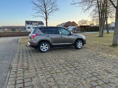 Bild des Angebotes Toyota RAV 4 RAV 4 2.2 D-4D 4x4 Automatik Travel