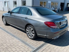 Bild des Angebotes Mercedes-Benz E 400 E400d Lim 4Matic*Navi*Pano*HUD*Spur*Abst*Garntie