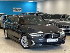 Bild des Angebotes BMW 540 dxDriv/HUD/LEDer/360°/StandHz/HarmK/LuxuryLin