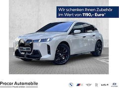 Bild des Angebotes BMW iX xDrive45 M Sport DA PROF PA PROF AHK 22"