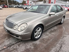 Bild des Angebotes Mercedes-Benz E 320 E -Klasse Lim. E 320 4Matic Tüv 06/2026