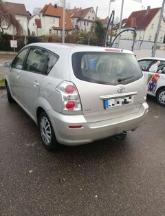 Bild des Angebotes Toyota Corolla Verso 2.2 D-4D DPF